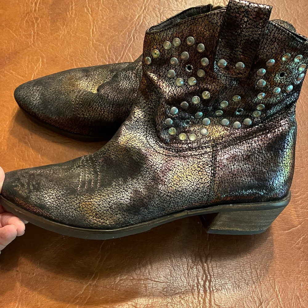 J Renee Lorch Booties Size 9 Multi color with studs leather